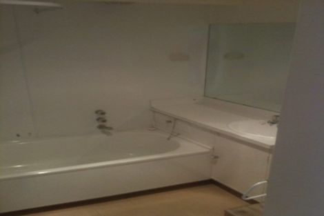 Photo of property in 9/2 Hood Street, Mount Victoria, Wellington, 6011