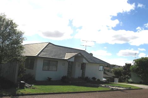 Photo of property in 25 Rifleman Rise, Unsworth Heights, Auckland, 0632