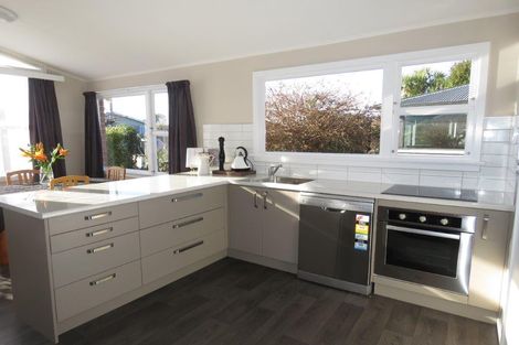 Photo of property in 68 Carnarvon Street, Glengarry, Invercargill, 9810