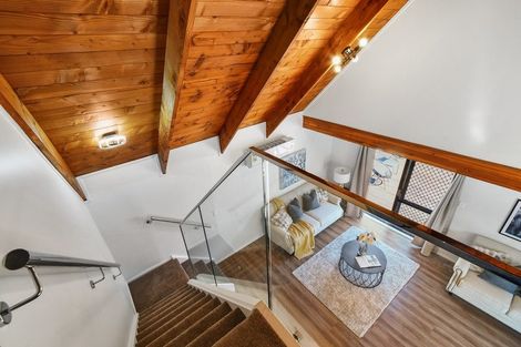 Photo of property in 1/7 Banksia Place, Goodwood Heights, Auckland, 2105