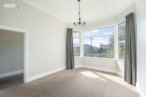 Photo of property in 122 Hargest Crescent, Saint Clair, Dunedin, 9012