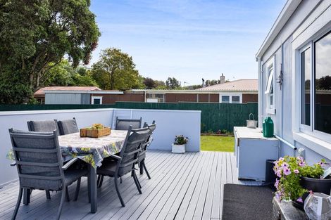 Photo of property in 10 Lincoln Street, Patea, 4520