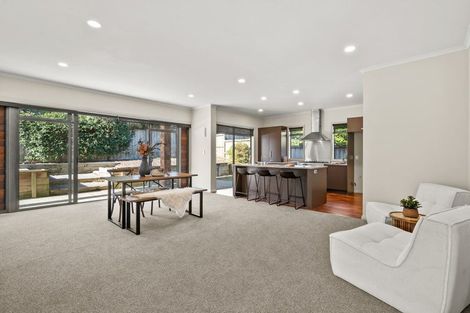 Photo of property in 49 Intrepid Crescent, Beachlands, Auckland, 2018