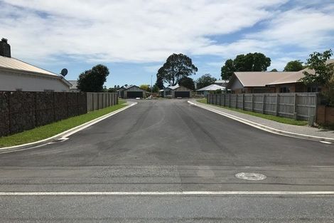 Photo of property in 5 Hereford Drive, Carterton, 5713