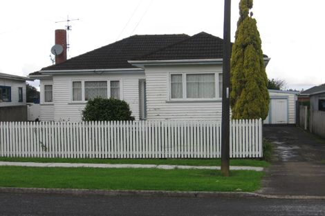 Photo of property in 27 Seddon Avenue, Papatoetoe, Auckland, 2104