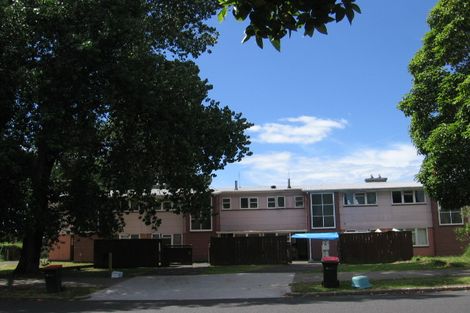 Photo of property in 30 Point England Road, Point England, Auckland, 1072