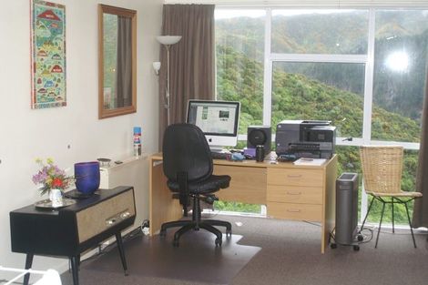 Photo of property in 8a Winnipeg Way, Kingston, Wellington, 6021