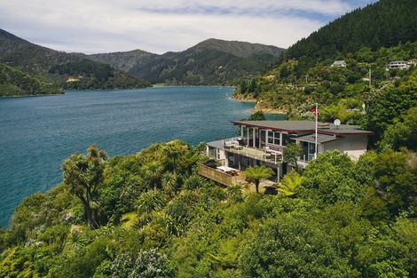 Photo of property in 311 Port Underwood Road, Whatamango Bay, Picton, 7281