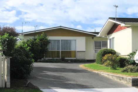Photo of property in 14 Skerrett Crescent, Tamatea, Napier, 4112
