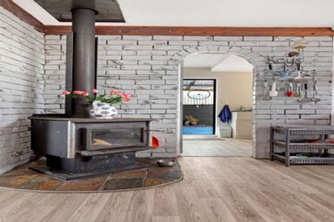 Photo of property in 11 Gordon Road, Western Heights, Rotorua, 3015