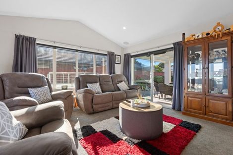 Photo of property in 22 Dreaver Drive, Waitara, 4320