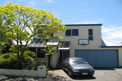 Photo of property in 7 Brockhall Lane, Avonhead, Christchurch, 8042