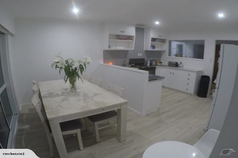 Photo of property in 35 Takahe Road, Titirangi, Auckland, 0604