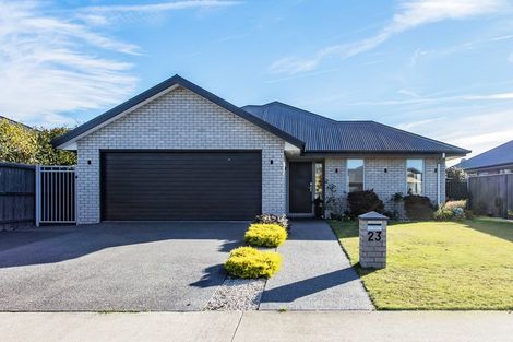 Photo of property in 23 Brockelbank Drive, Kaiapoi, 7630