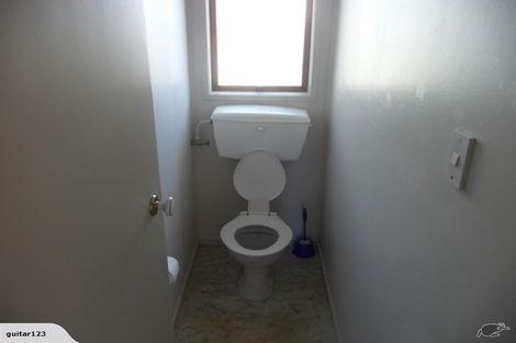 Photo of property in 1/12 Goldnib Place, Randwick Park, Auckland, 2105