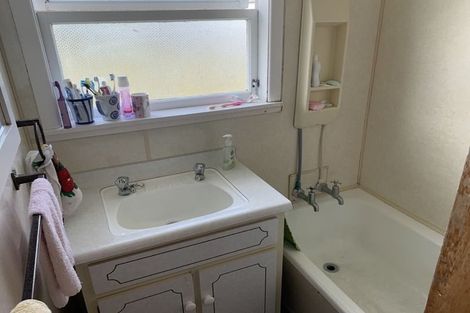 Photo of property in 6 Bartholomew Road, Levin, 5510