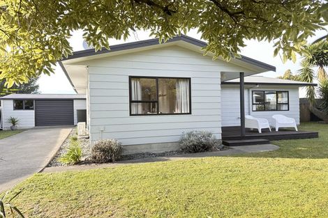 Photo of property in 1 Perry Crescent, Greenmeadows, Napier, 4112