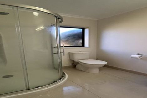 Photo of property in 3 Reinheimer Place, Flat Bush, Auckland, 2016