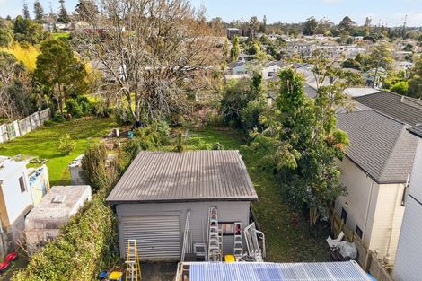Photo of property in 14 Brandon Road, Glen Eden, Auckland, 0602