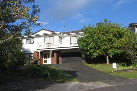 Photo of property in 18 Murano Place, Chatswood, Auckland, 0626
