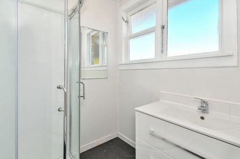 Photo of property in 25 Te Wheoro Street, Meremere, Mercer, 2474