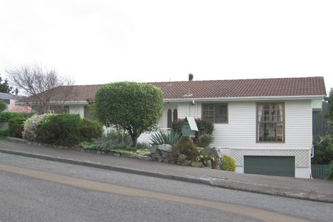 Photo of property in 16 Anaheim Place, Churton Park, Wellington, 6037