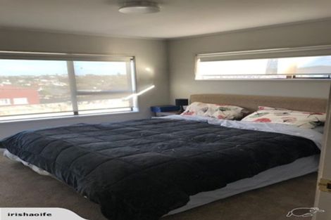 Photo of property in 24a East Coast Road, Milford, Auckland, 0620