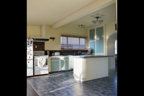 Photo of property in 62 Rhodes Street, Waimate, 7924