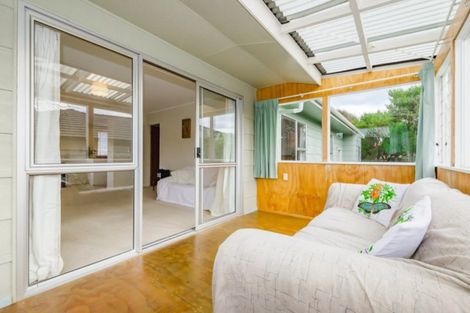 Photo of property in 28 Sunshine Avenue, Paraparaumu, 5032