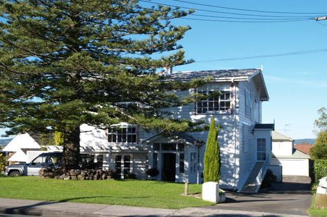 Photo of property in 2/49 Litten Road, Cockle Bay, Auckland, 2014