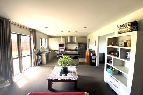 Photo of property in 27 Te Ironui Place, Huntington, Hamilton, 3210