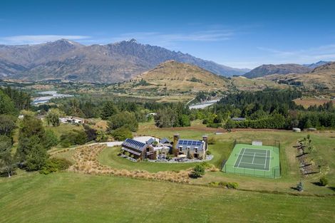 Photo of property in 31 Mountain View Road, Dalefield, Queenstown, 9371