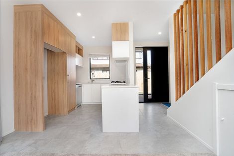 Photo of property in 60b Sandwich Road, St Andrews, Hamilton, 3200