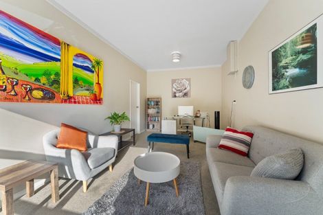 Photo of property in 10 Mamaku Street, Paraparaumu, 5032