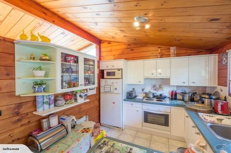 Photo of property in 20 Hedge Row, Sunnyhills, Auckland, 2010