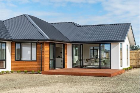 Photo of property in 23 Ridgeland Way, West Melton, 7618