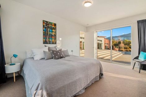 Photo of property in 16 Waimana Place, Wanaka, 9305