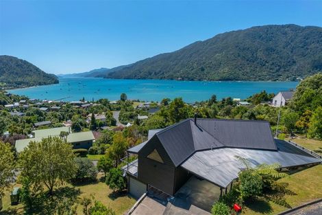 Photo of property in 1 Oliver Place, Anakiwa, Linkwater, 7281