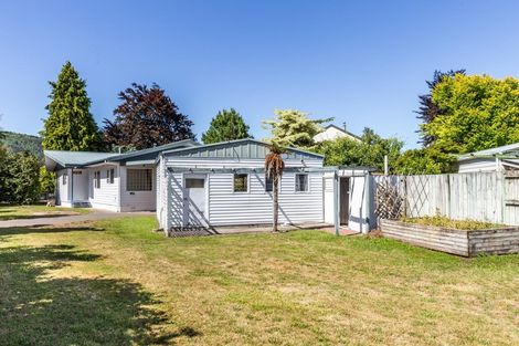 Photo of property in 1 Nisbet Terrace, Kinloch, Taupo, 3377