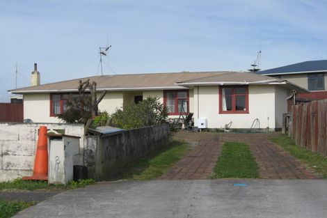 Photo of property in 8 Poaka Place, Castlecliff, Whanganui, 4501