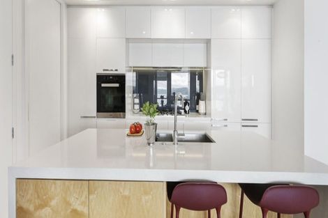 Photo of property in 902/1 Market Lane, Wellington Central, Wellington, 6011