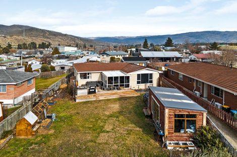 Photo of property in 60 Donegal Street, Cromwell, 9310