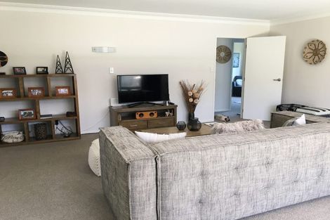 Photo of property in 15a Burrows Street, Tauranga South, Tauranga, 3112