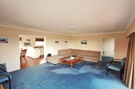 Photo of property in 15 Taitua Drive, Te Atatu South, Auckland, 0610