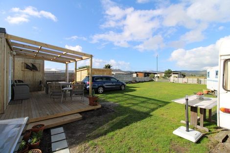 Photo of property in 121 Ngaio Drive, Matarangi, Whitianga, 3592