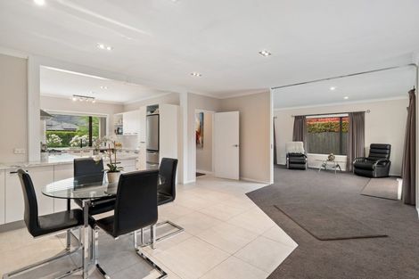 Photo of property in 27 Mavora Road, Lake Hayes, Queenstown, 9304