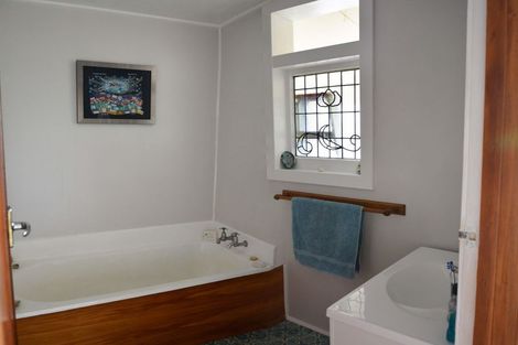 Photo of property in 62 Rhodes Street, Waimate, 7924