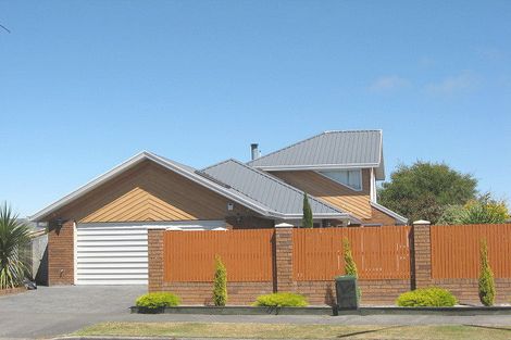 Photo of property in 39 Donnington Street, Parklands, Christchurch, 8083