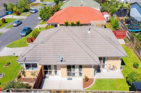 Photo of property in 15 Gardenia Close, Melville, Hamilton, 3206