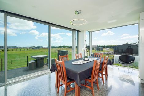 Photo of property in 89 Sunrise Drive, Seaward Bush, Invercargill, 9812